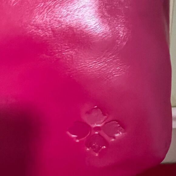 NWT Patricia Nash Fuchsia Elba Flap Convertible Crossbody Distressed Leather - Picture 3 of 13